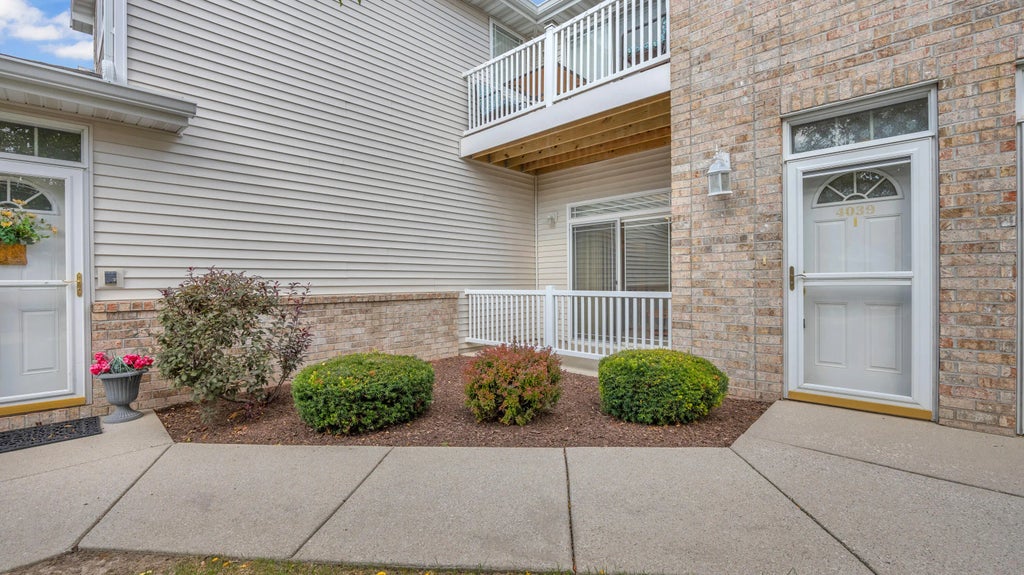 4039 Hazelnut Ct, Sheboygan