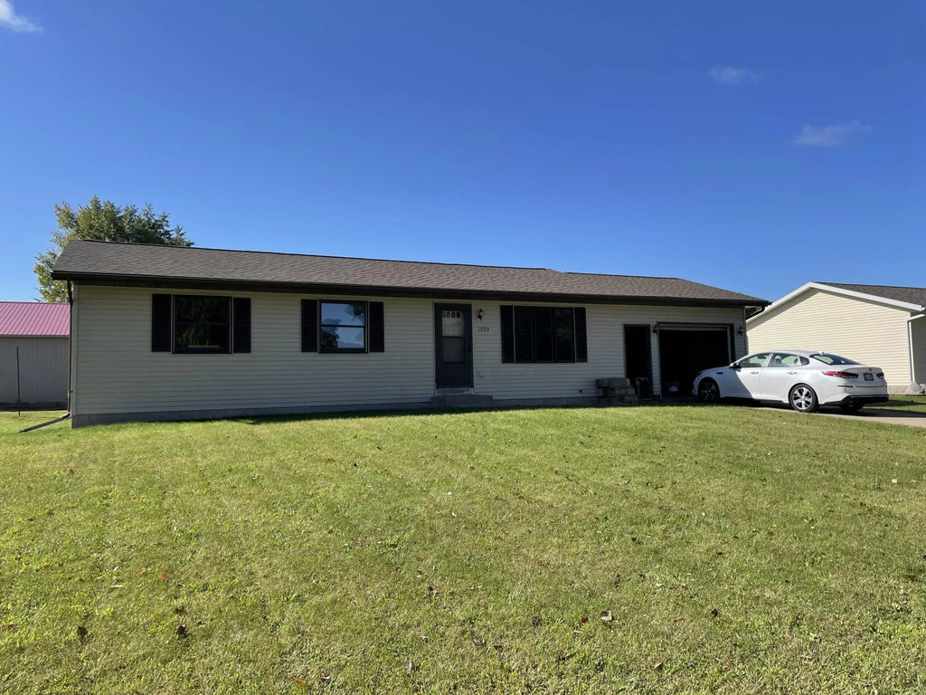 1905 Henry Johns Blvd, Bangor