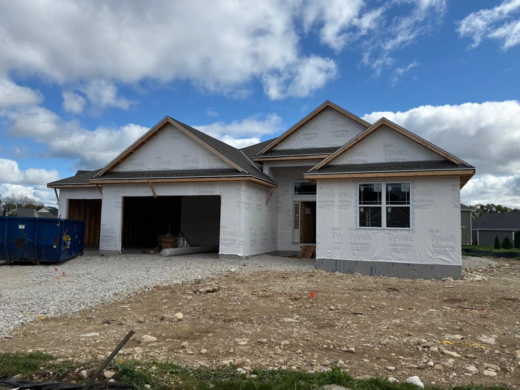 W238n5544 Fieldstone Pass Cir, Sussex