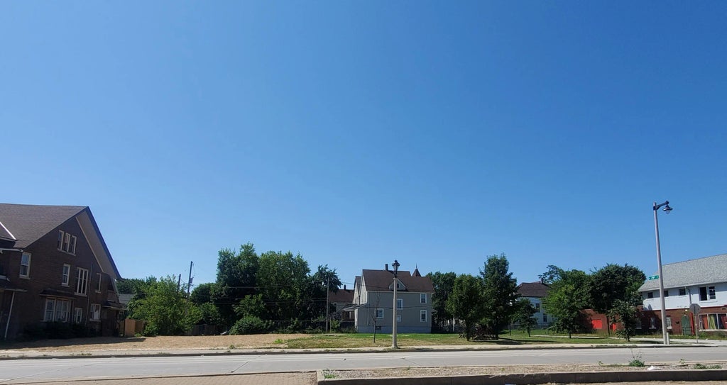 2817-2829 W North Ave 2821, Milwaukee