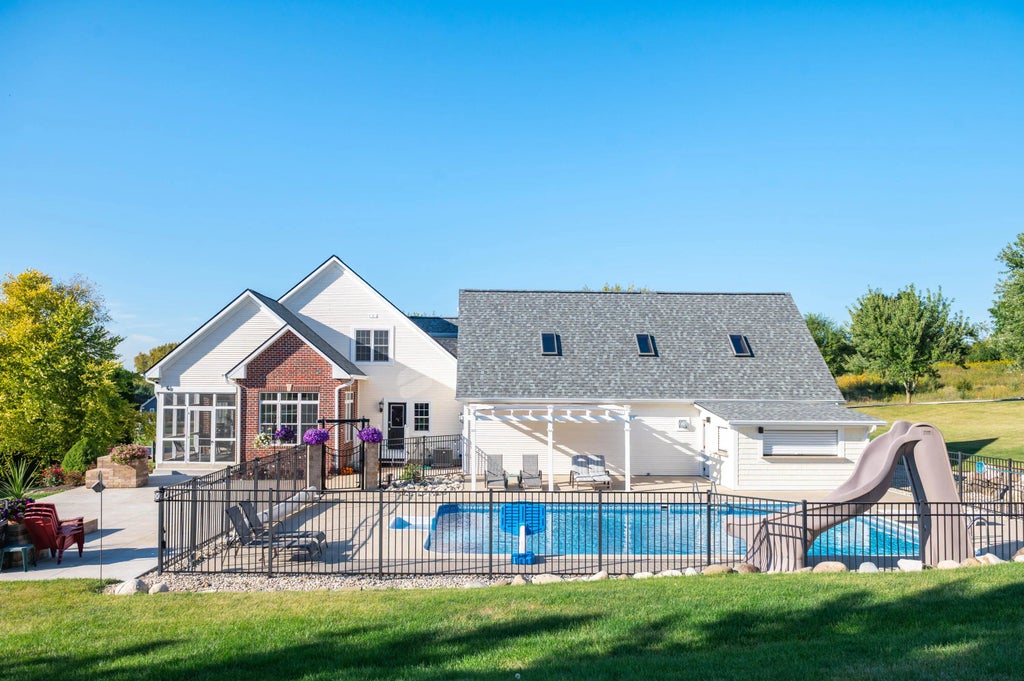 N42w33349 Glen View Ct, Nashotah