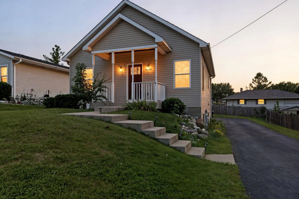 6504 235th Ave, Paddock Lake