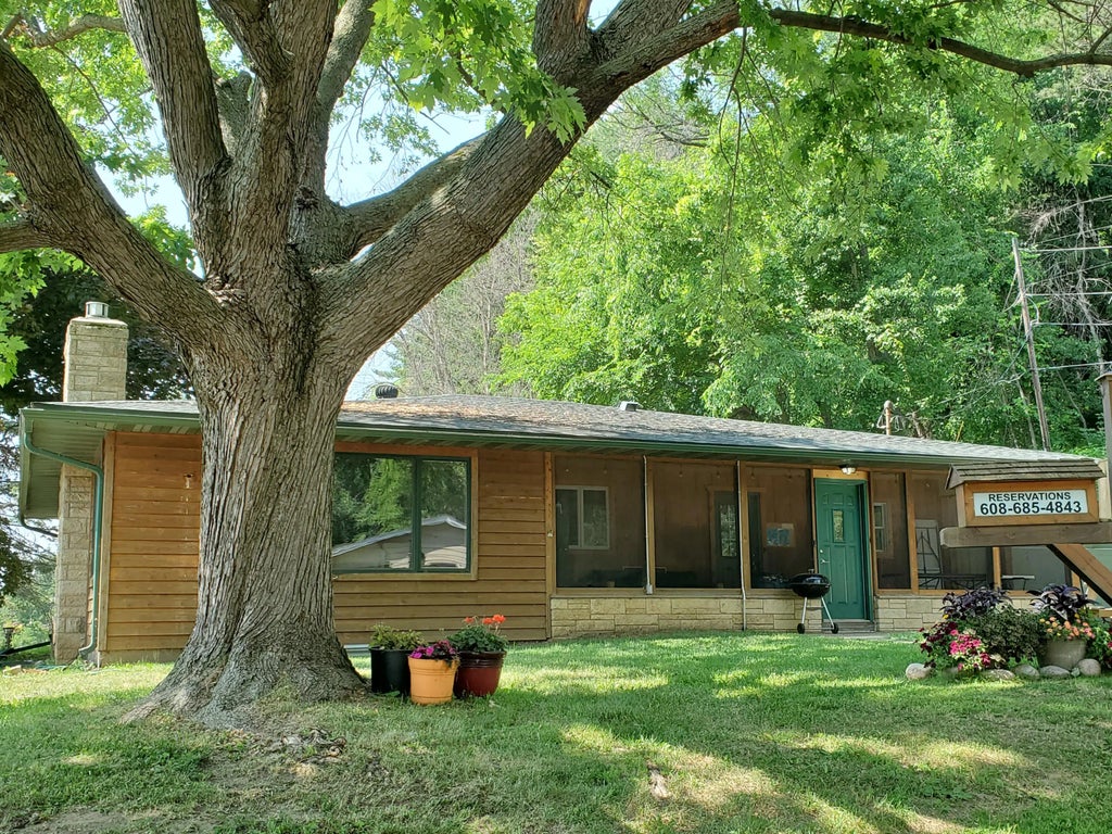 S1638 State Road 35 -, Alma