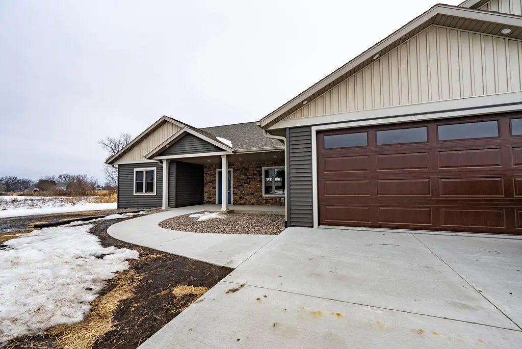 W24362 Fairway Dr, Trempealeau