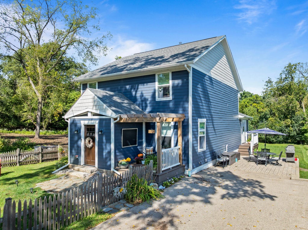 W3608 Glenmore Ave, Linn