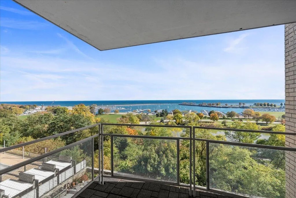 1610 N Prospect Ave 506, Milwaukee