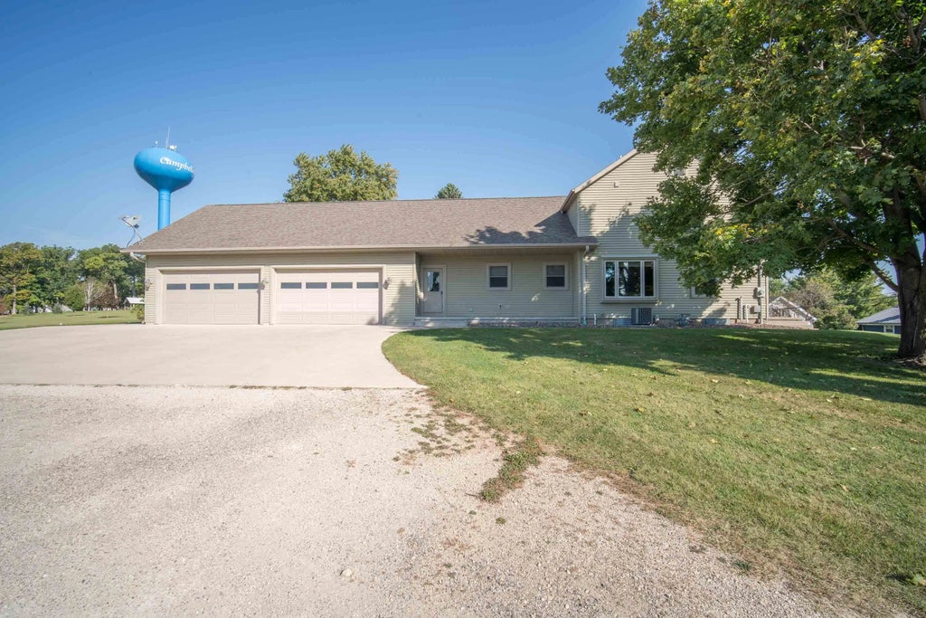 N1572 County Road W -, Ashford