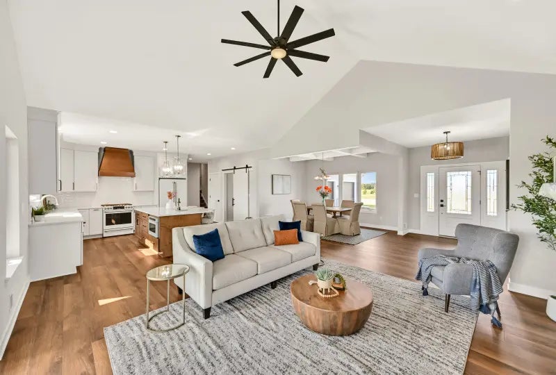 N66w34839 Baltic Pass, Oconomowoc