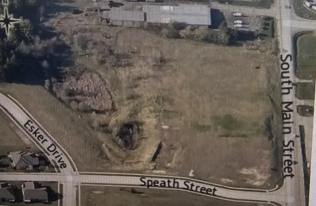 2600 S Main St, West Bend