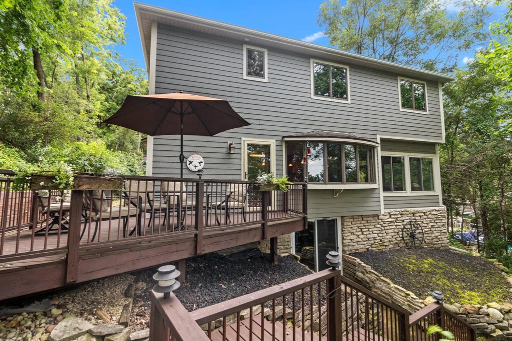 W1260 South Shore Dr, Palmyra