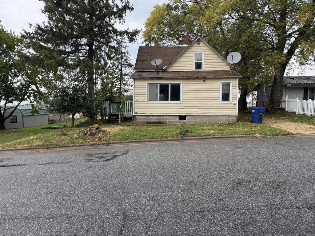 920 Wisconsin St, Cashton