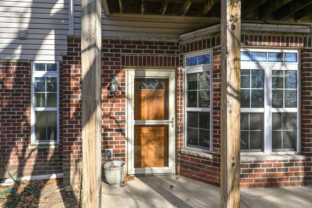 N99w14143 Seven Pines Way A, Germantown