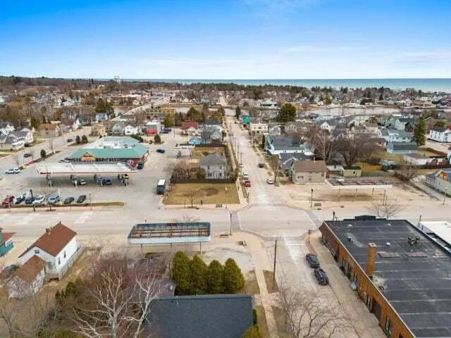 2023 Washington St, Two Rivers