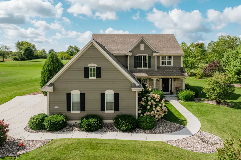 N64w28031 Hickory Hill Dr, Merton