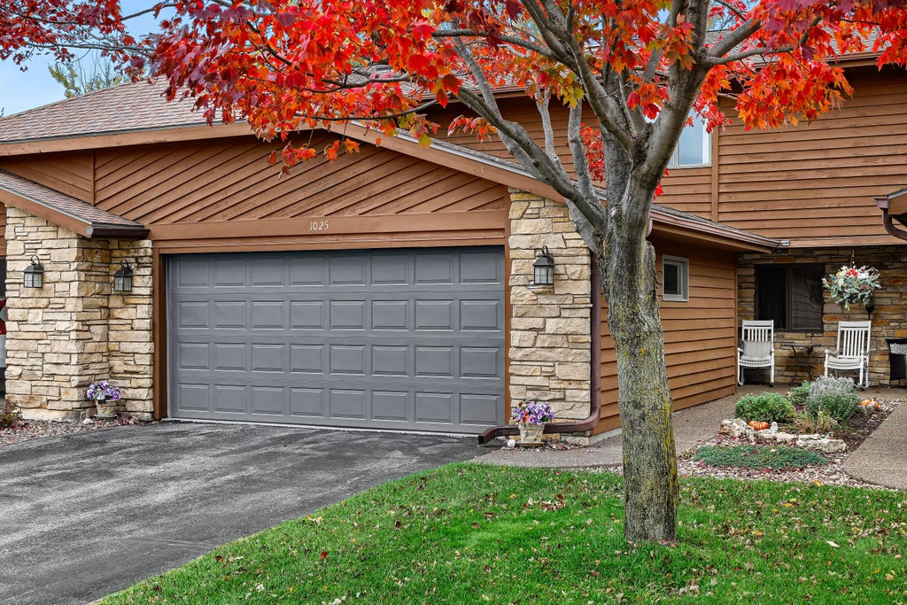 1025 Lauderdale - N, Onalaska