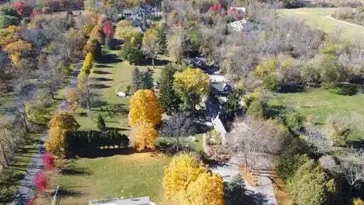 N2025 Oak Bluff Rd, Fontana