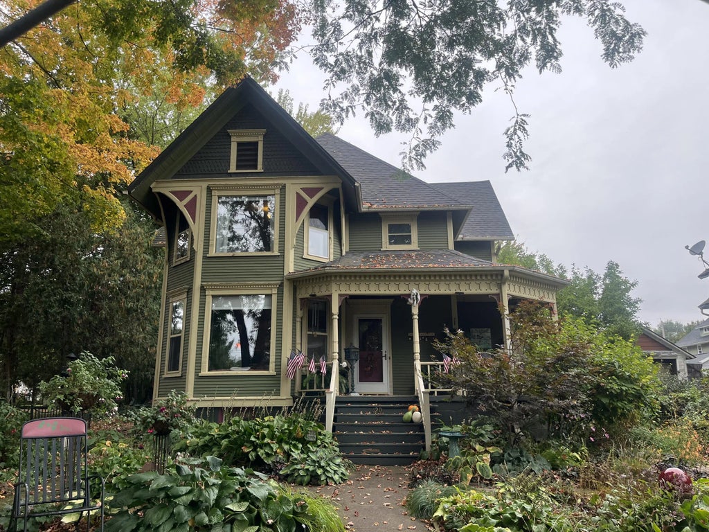 420 Jones Ave, Fort Atkinson