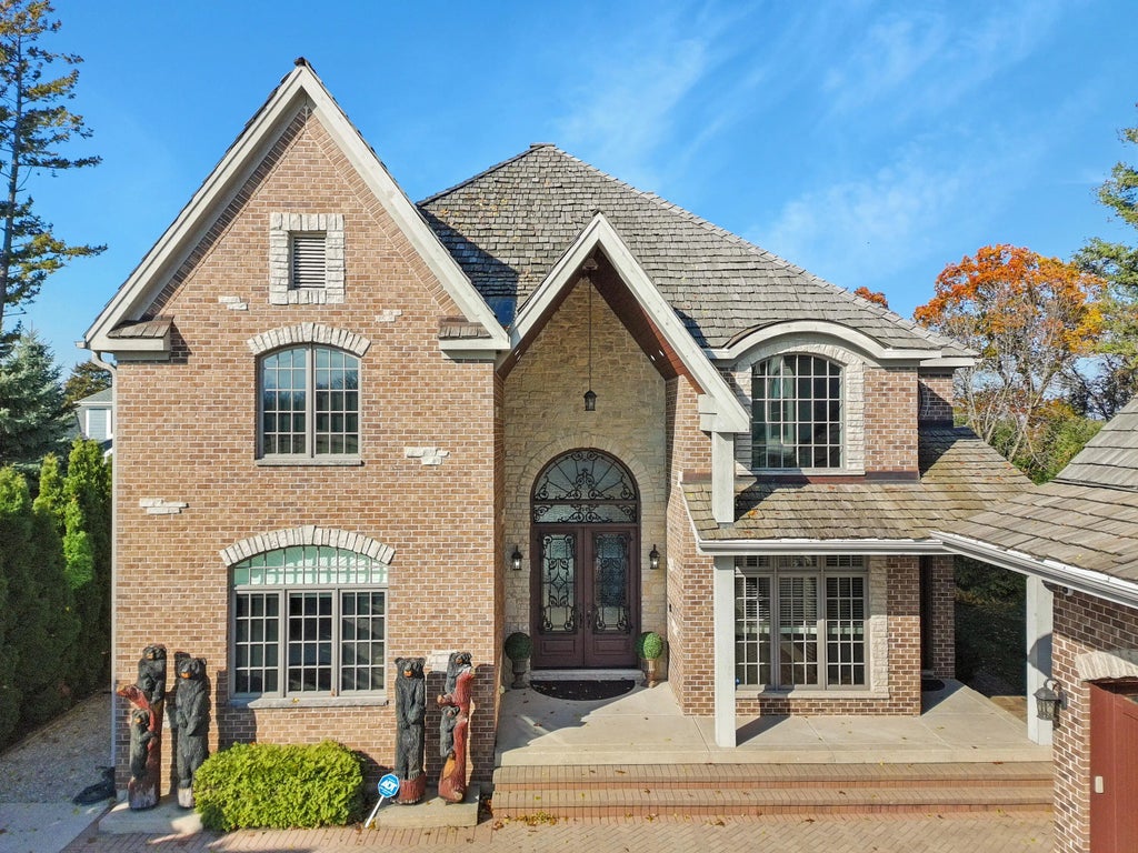 2611 E Lake Shore Dr, Twin Lakes