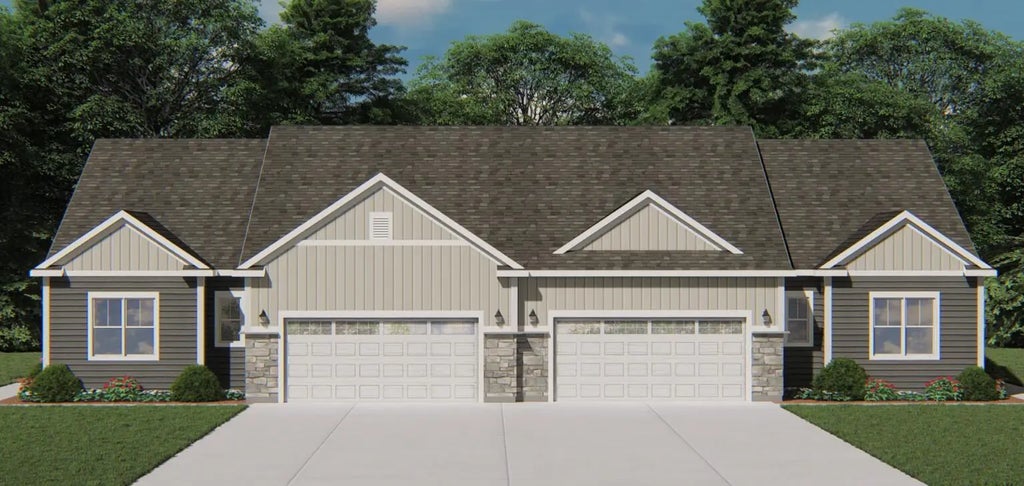 847 Stirling Dr Bldg 23, Unit 45, Oconomowoc