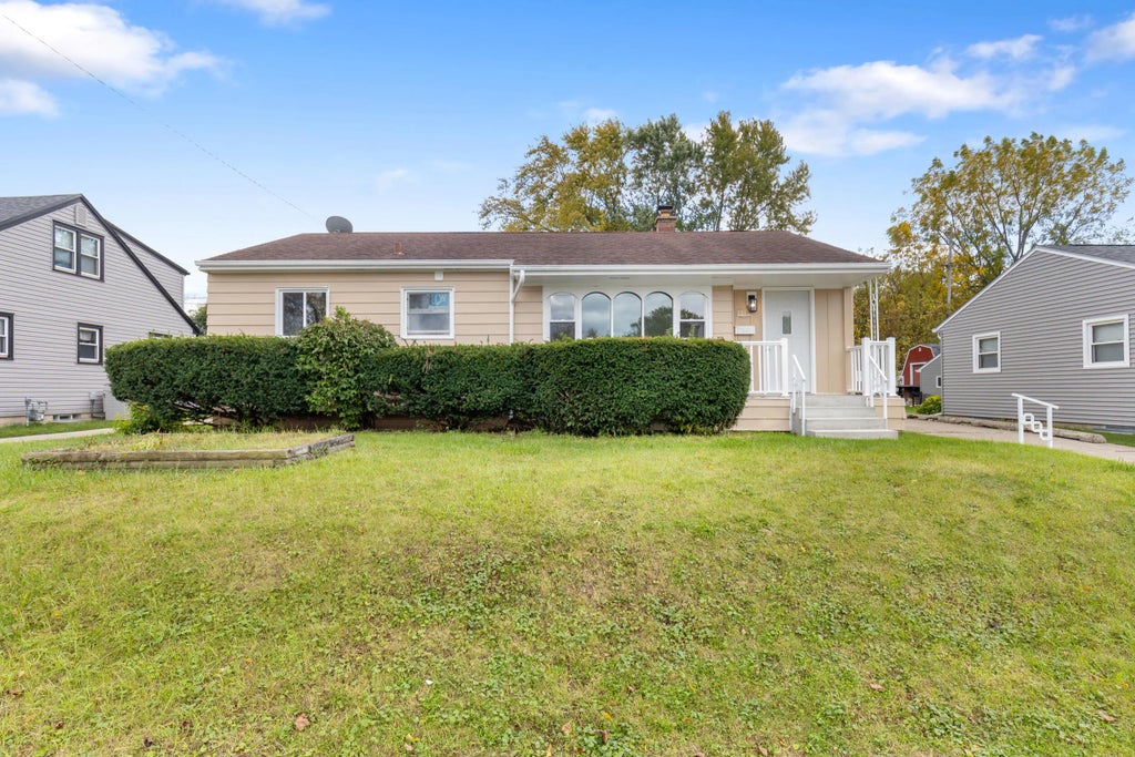 1217 Blake Ave, South Milwaukee