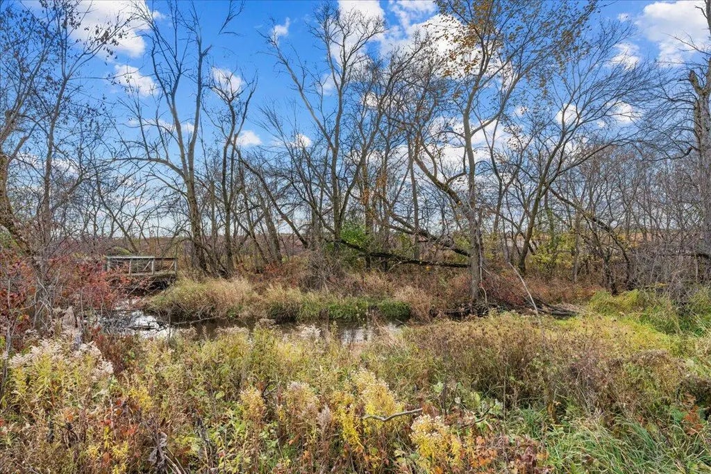 W5197 Green Tree Rd, Plymouth