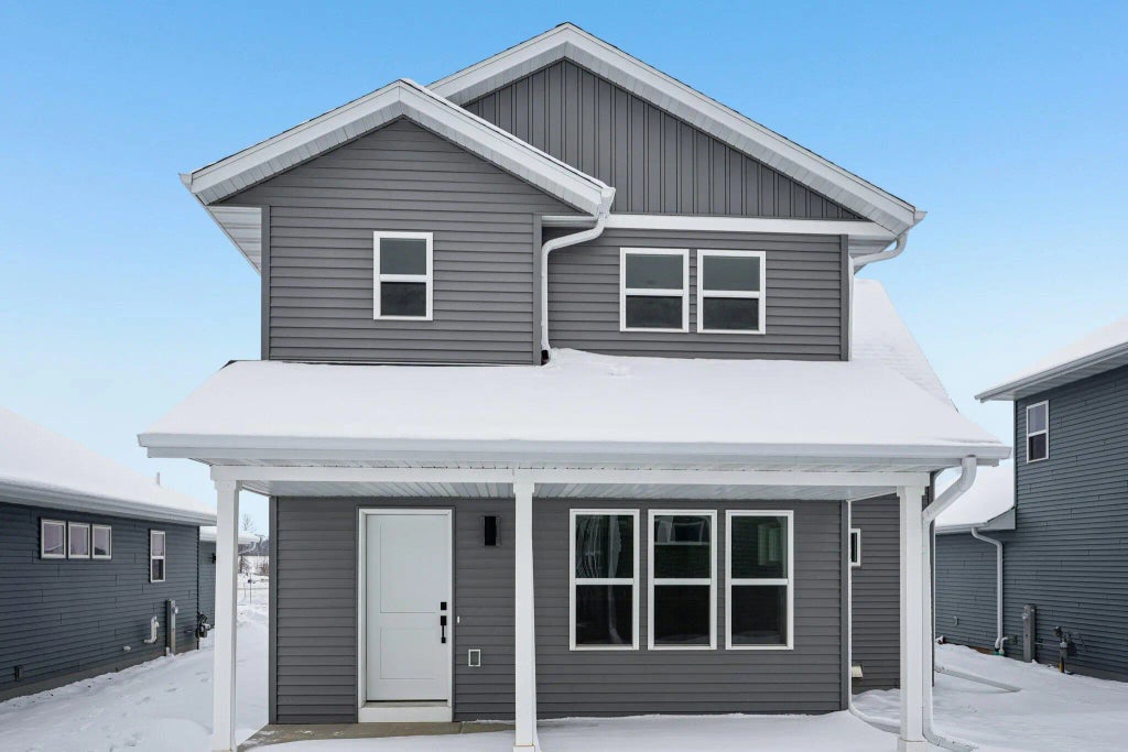 1055 Fairway Ct, Sheboygan Falls