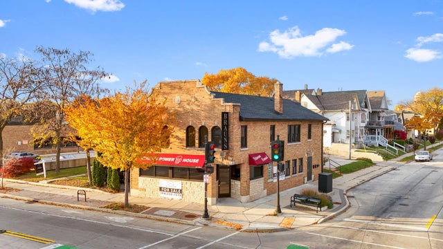 7100 W National Ave, West Allis