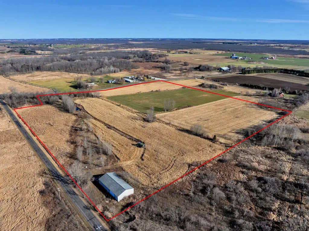 N7315 Division Rd, Greenbush