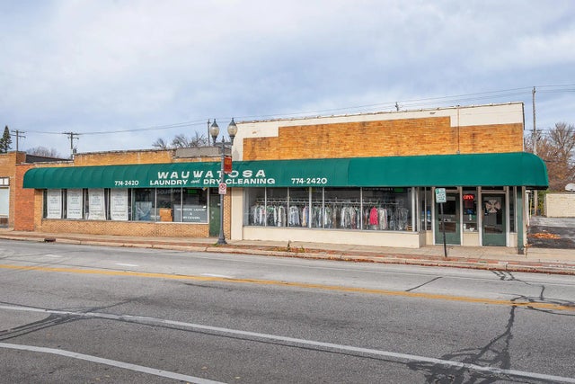 6718-6726 W North Ave, Wauwatosa