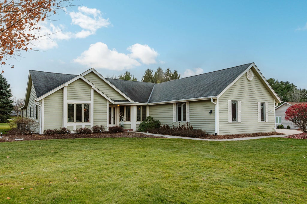 N41w32881 Neptune Bight -, Nashotah