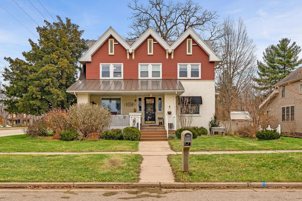 515 N Spring St, Sparta