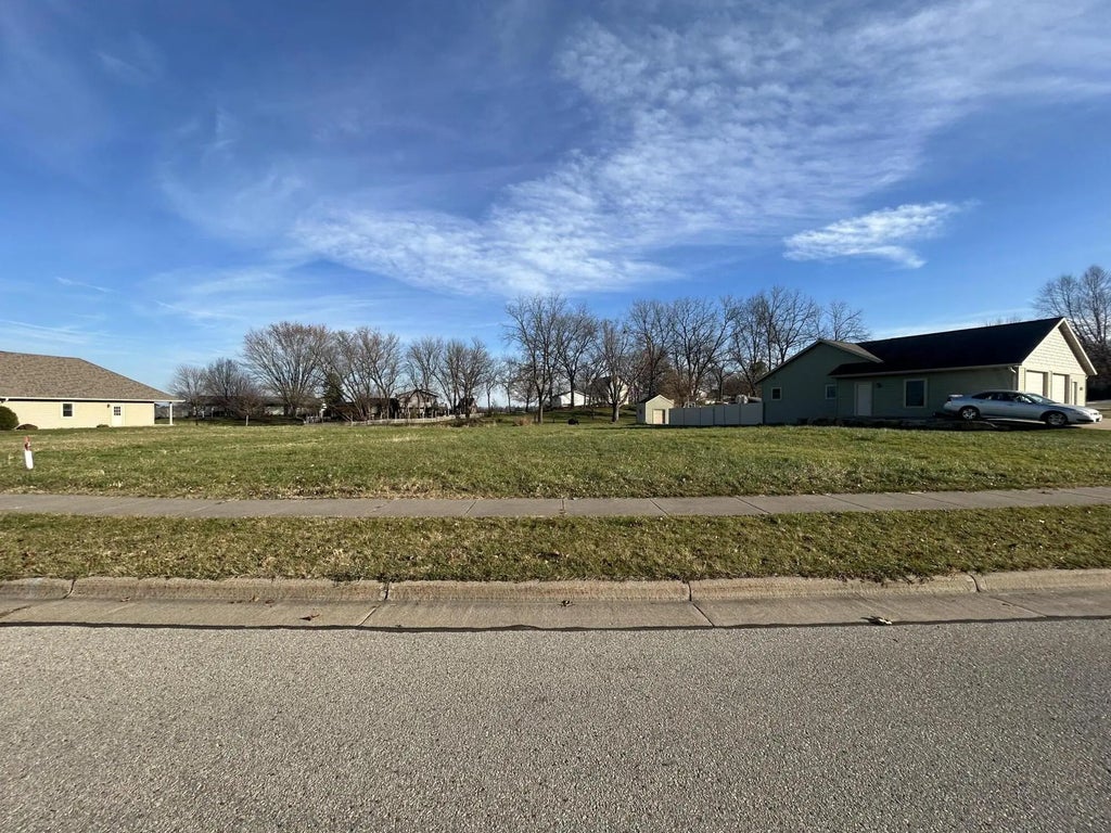 515 Dewitt St, Sparta