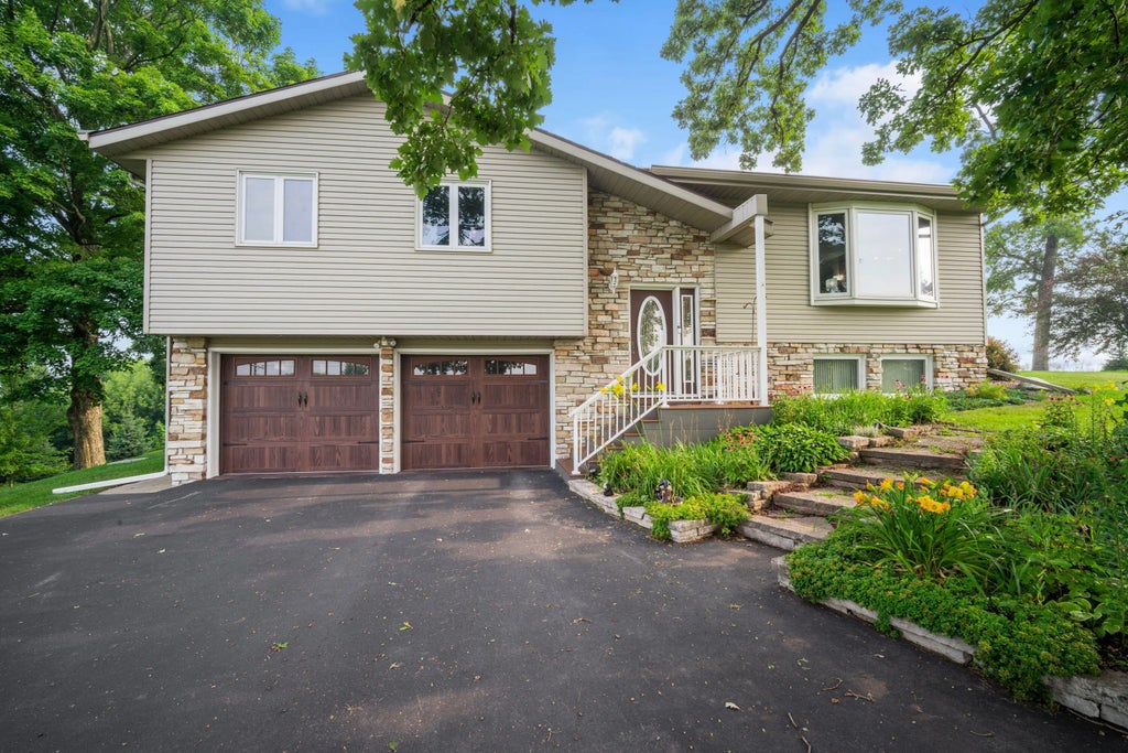 W1656 State Road 49 -, Lomira