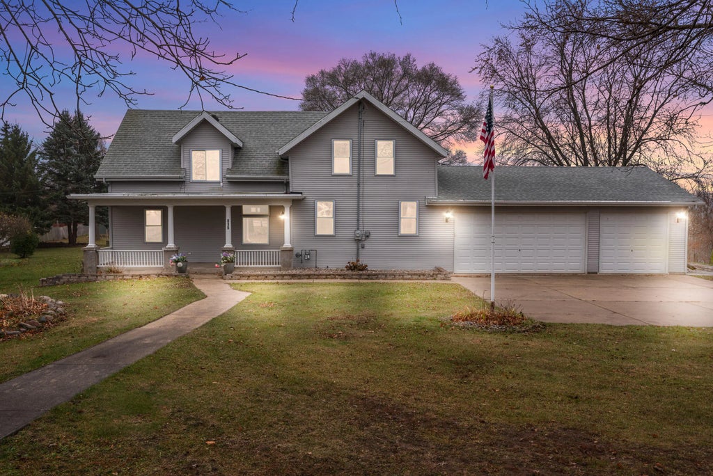 815 Fredonia Ave, Fredonia