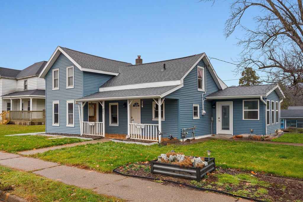 401 Central Ave, Coon Valley