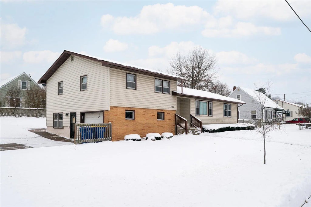 427 E Oak St, Viroqua