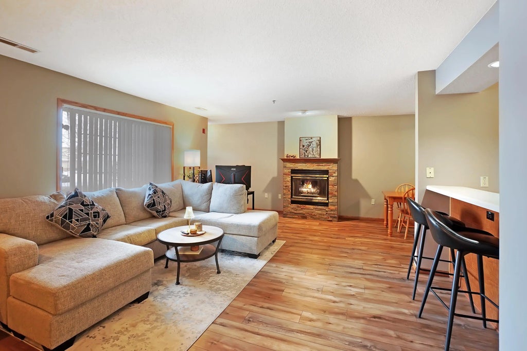 17354 W Lincoln Ave, New Berlin