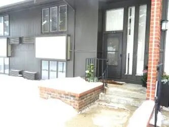 35-06 Lausanne Ct, Geneva