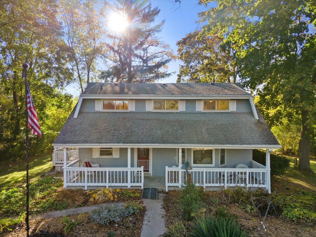 12763 N East Shoreland Dr, Mequon