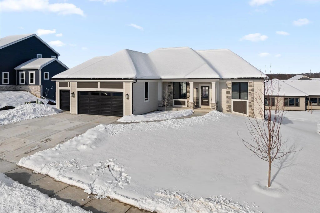 N56w20744 Carnoustie Way Lt85, Menomonee Falls