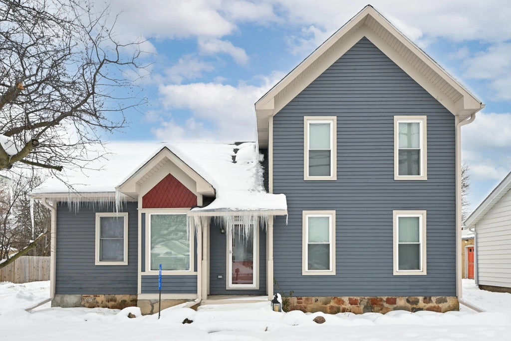 8310 Antioch Rd, Salem Lakes