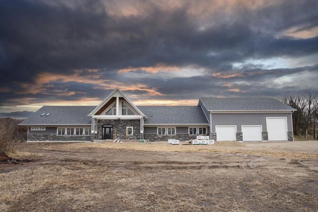 506 Gifford St, Genoa City