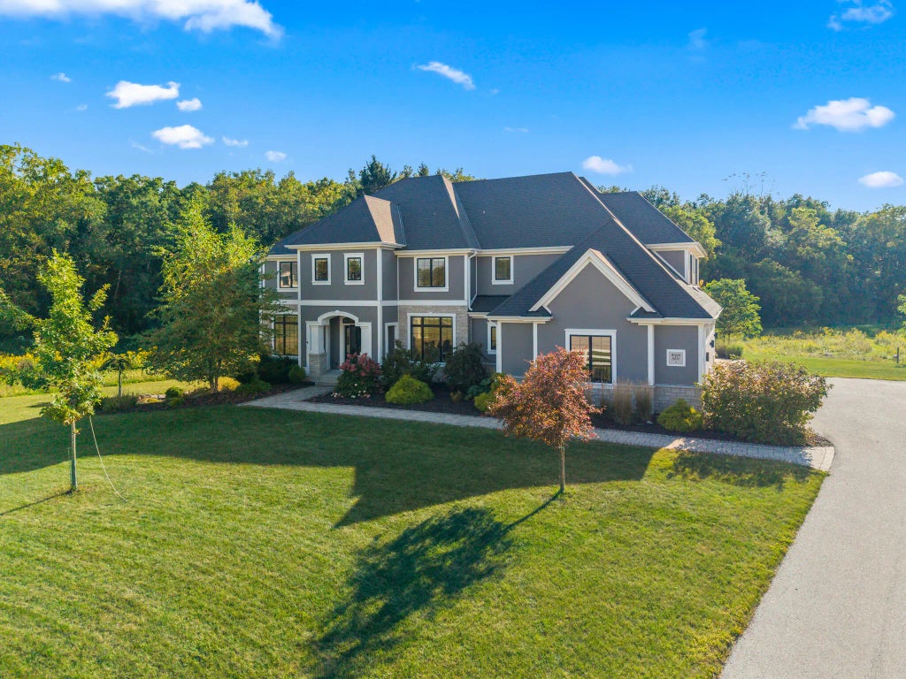 W339s271 Foxtail Ct, Delafield