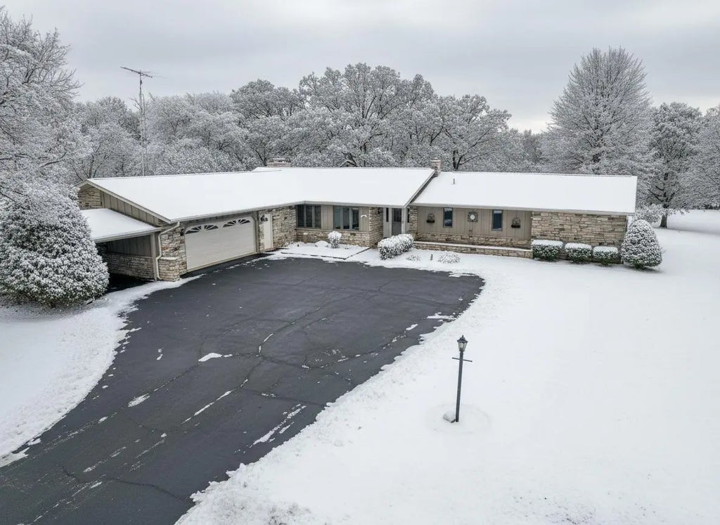 W4978 Valley Creek Rd, Fond Du Lac