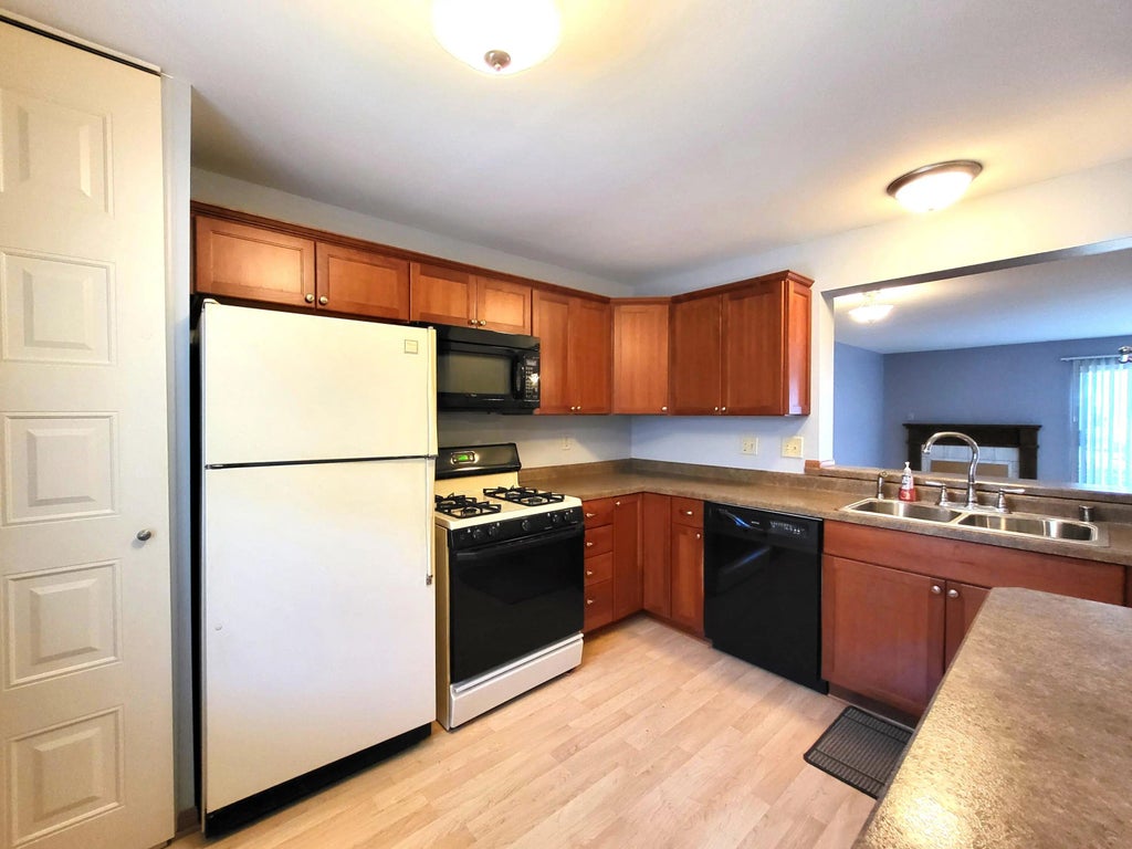 6240 W College Ave, Greendale