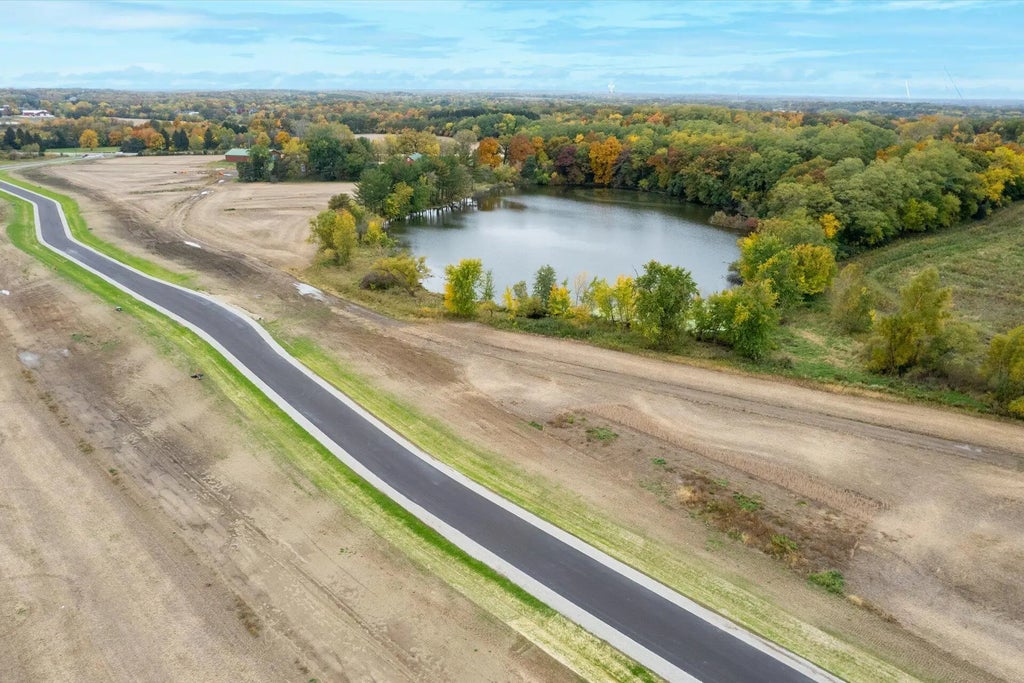 770 Beere Ln, Rochester