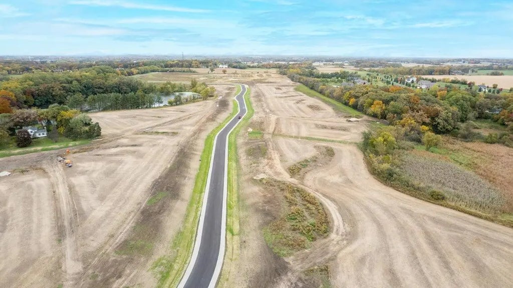 610 Beere Ln, Rochester