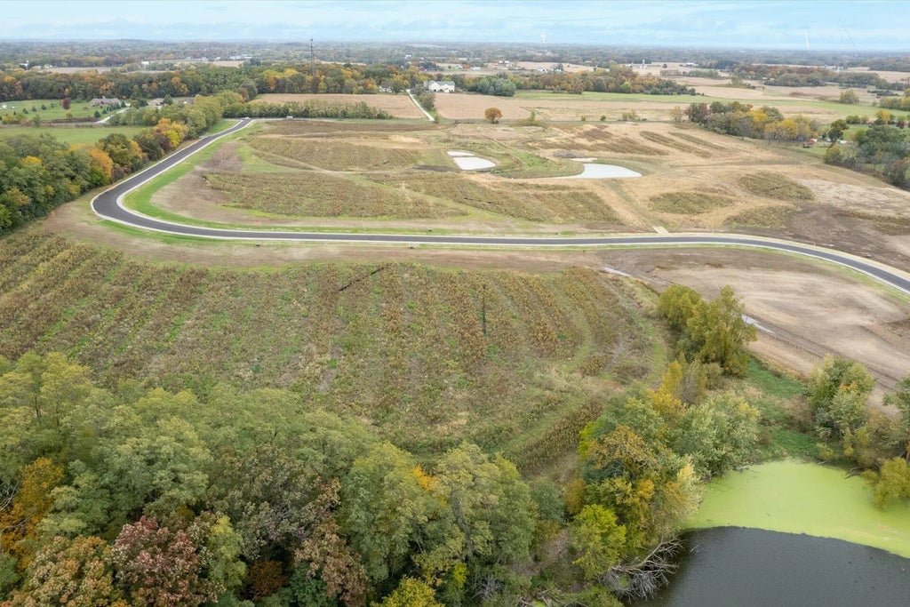 1011 Beere Ln, Rochester