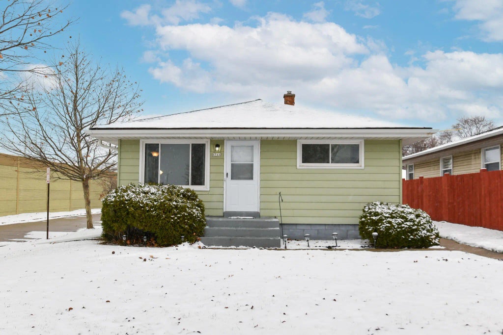 4544 S 49th St, Greenfield