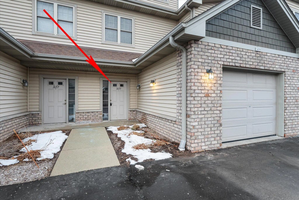 1655 New Port Vista Dr, Port Washington